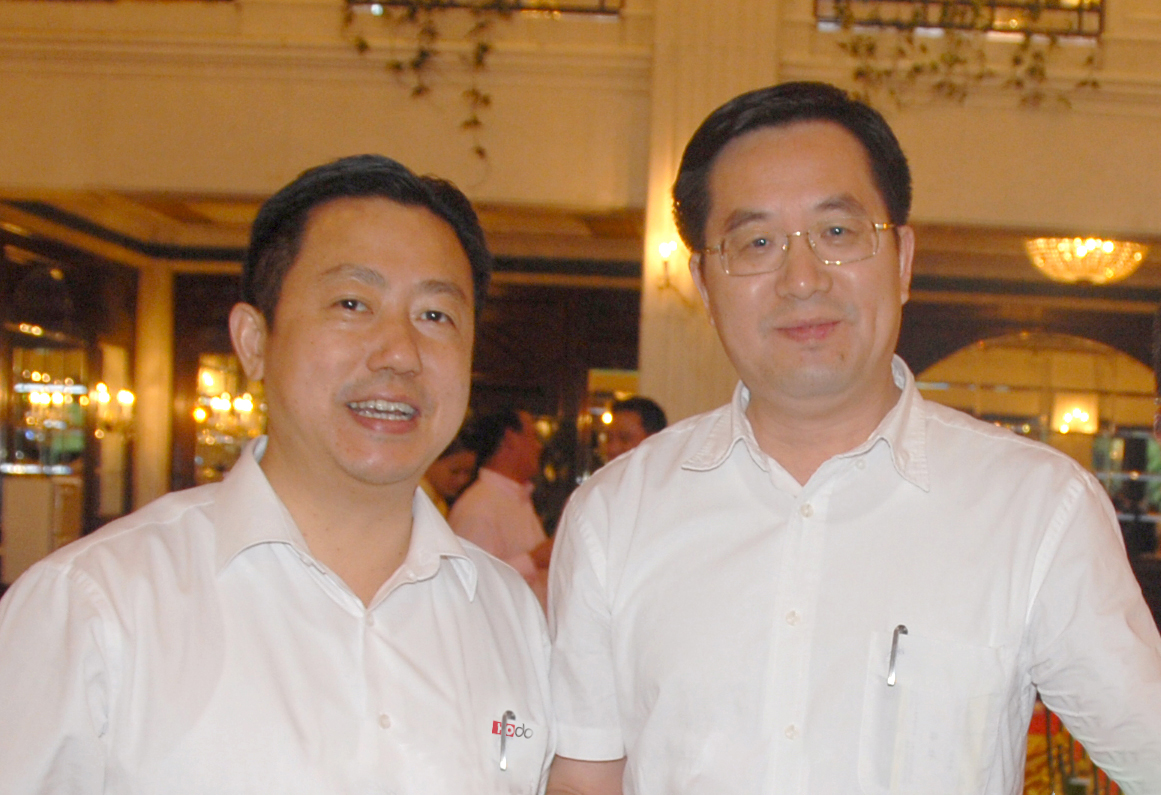 中央政治局常委、國務院副總理丁薛祥與周海江合影